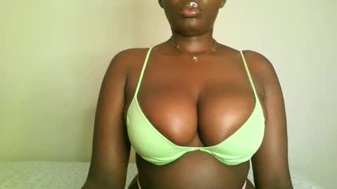 prettyvishy online show from February 15, 2026, 7:51 am