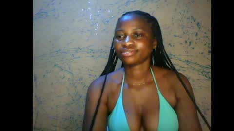 prettyxxpac online show from June 3, 2026, 12:35 am