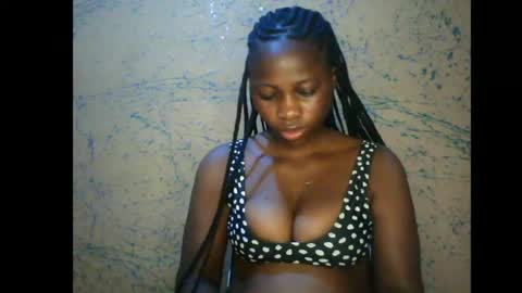 prettyxxpac online show from June 8, 2026, 12:25 am