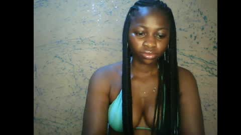 prettyxxpac online show from June 13, 2026, 1:14 am