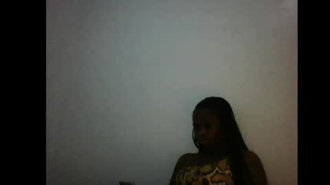 prettyxxpac online show from June 26, 2026, 1:43 am