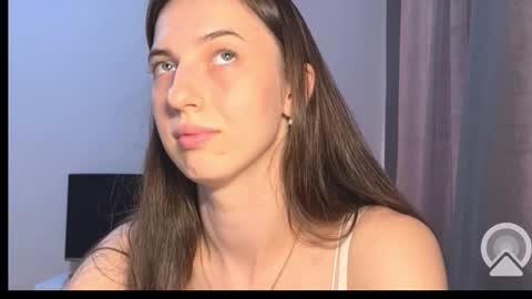 Snapshot of prettyyy_angel chatting on September 25, 2025, 2:21 pm prettyyy_angel online show from September 25, 2025, 2:21 pm