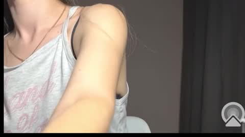 Snapshot of prettyyy_angel chatting on September 26, 2025, 6:12 pm prettyyy_angel online show from September 26, 2025, 6:12 pm