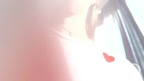 Snapshot of prettyyy_angel chatting on October 14, 2025, 12:50 pm prettyyy_angel online show from October 14, 2025, 12:50 pm