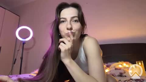 prettyyy_angel online show from November 23, 2025, 3:56 pm