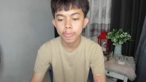 Snapshot of primocummerx chatting on November 17, 2025, 5:52 pm PRIMO online show from November 17, 2025, 5:52 pm