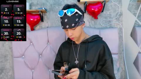 Apolo online show from March 5, 2026, 12:56 pm