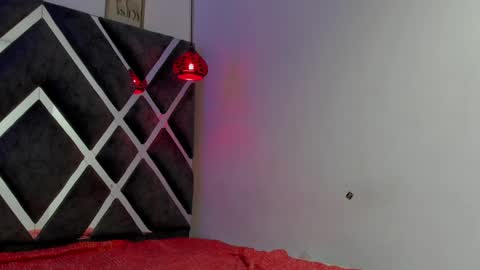 prince_arthur77 online show from December 26, 2024, 9:47 pm