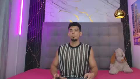 prince_arthur77 online show from May 1, 2026, 1:16 pm