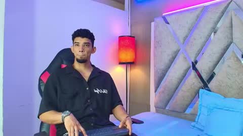 Snapshot of prince_arthur77 chatting on June 12, 2026, 1:32 pm prince_arthur77 online show from June 12, 2026, 1:32 pm
