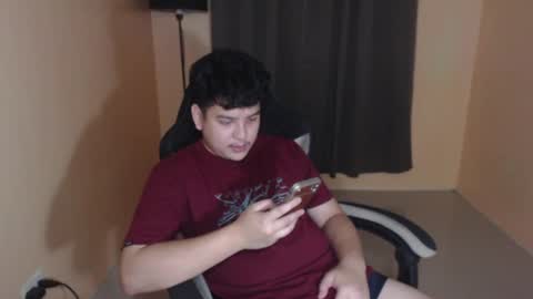 Snapshot of prince_killian chatting on April 25, 2026, 4:04 am Killian online show from April 25, 2026, 4:04 am