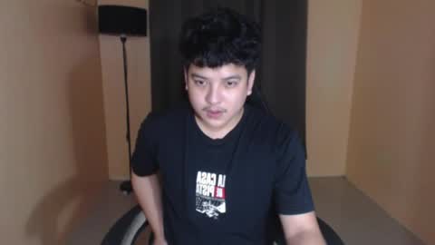 Snapshot of prince_killian chatting on May 5, 2026, 8:28 pm Killian online show from May 5, 2026, 8:28 pm