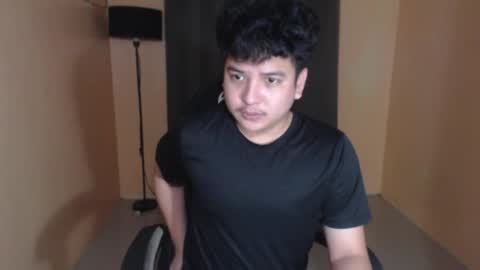 Snapshot of prince_killian chatting on May 7, 2026, 10:42 am Killian online show from May 7, 2026, 10:42 am
