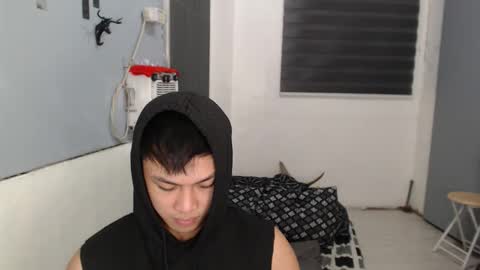 Snapshot of princeadrianx chatting on October 15, 2025, 6:19 pm Prince Adrian online show from October 15, 2025, 6:19 pm