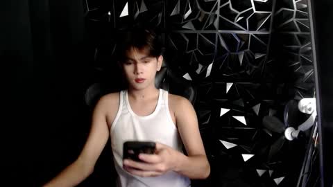 Snapshot of princecalix chatting on March 13, 2026, 12:06 am princecalix online show from March 13, 2026, 12:06 am