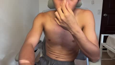 Charls online show from May 14, 2026, 11:33 pm