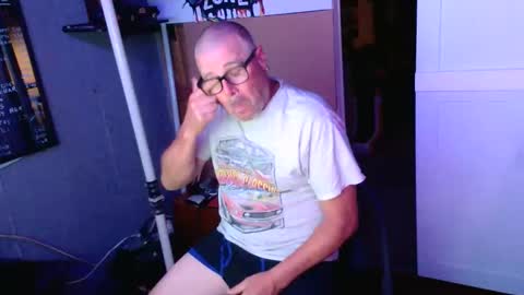 Princepiercing online show from June 6, 2026, 5:01 am