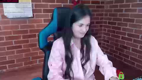 Snapshot of princesa_leia_zathur chatting on September 11, 2025, 1:33 pm Leia online show from September 11, 2025, 1:33 pm