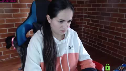 Snapshot of princesa_leia_zathur chatting on October 20, 2025, 2:50 pm Leia online show from October 20, 2025, 2:50 pm