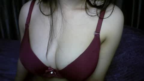   princess   online show from May 3, 2026, 2:28 am
