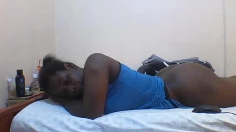 Snapshot of princess_cutie chatting on June 22, 2026, 11:18 am princess online show from June 22, 2026, 11:18 am