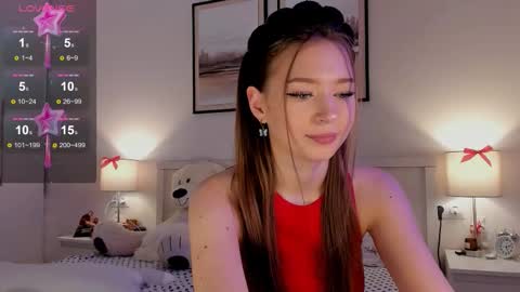 Princess Diana online show from November 17, 2025, 6:35 pm