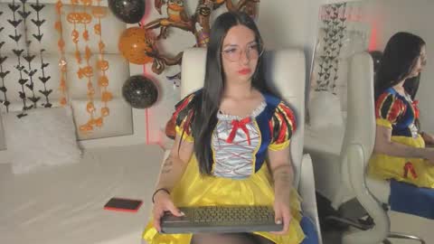 Snapshot of princess_tokyo_ chatting on October 14, 2025, 4:57 am princess_tokyo_ online show from October 14, 2025, 4:57 am
