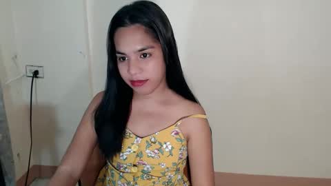 Snapshot of princess_yurie chatting on October 8, 2025, 7:22 pm Yurie online show from October 8, 2025, 7:22 pm