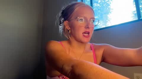Princess Ari  online show from June 21, 2026, 11:07 pm