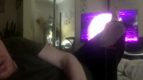 B online show from January 9, 2025, 2:54 am