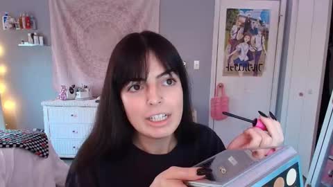 Snapshot of princesselysia99 chatting on November 11, 2025, 4:40 pm Princess Elysia online show from November 11, 2025, 4:40 pm