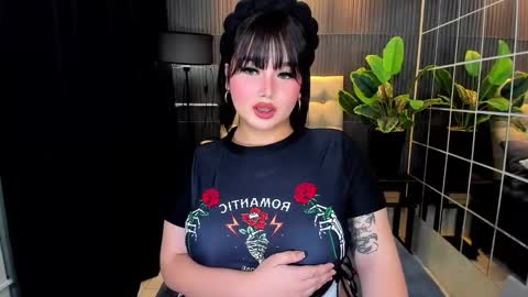 Snapshot of princesshugecummer chatting on February 19, 2025, 7:48 pm Astrid Ley online show from February 19, 2025, 7:48 pm