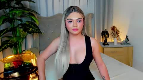Snapshot of princesshugecumontop chatting on September 14, 2025, 10:58 am PrincessDONT FORGET TO FOLLOW ME online show from September 14, 2025, 10:58 am
