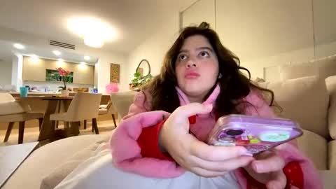 princessviccxo online show from March 16, 2026, 5:44 am