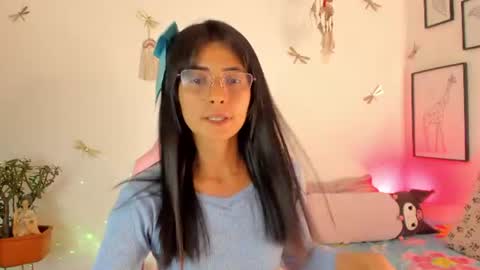 princessluna_14 online show from June 16, 2026, 10:01 pm