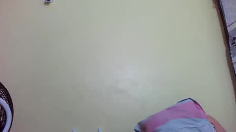 Snapshot of princessmiles2 chatting on March 17, 2026, 6:44 pm phelly online show from March 17, 2026, 6:44 pm