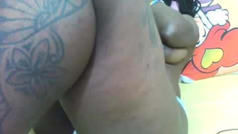 Snapshot of princessmiles2 chatting on March 18, 2026, 6:33 pm phelly online show from March 18, 2026, 6:33 pm