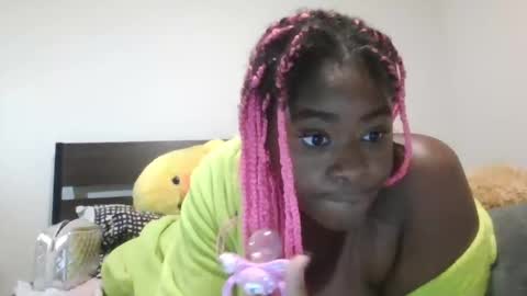 Snapshot of princessplimmy chatting on October 24, 2025, 5:48 am Prxncess Paci online show from October 24, 2025, 5:48 am