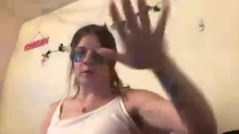 princesssnowflk84 online show from June 28, 2026, 9:54 pm