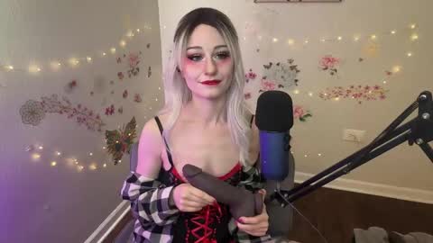 Snapshot of princessstarrxxx chatting on May 2, 2026, 9:20 pm Starr online show from May 2, 2026, 9:20 pm
