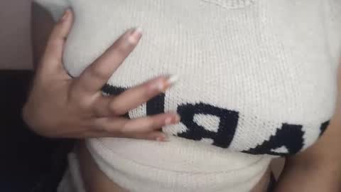 priyu_ online show from February 2, 2026, 10:03 am