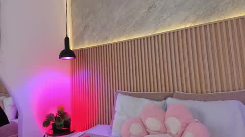 Profana Red online show from February 24, 2026, 2:48 pm