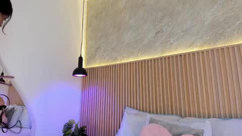 Profana Red online show from April 2, 2026, 3:31 pm