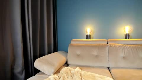 Snapshot of project_raven chatting on February 9, 2026, 6:45 pm Raven but you can call me sweetie or honey too online show from February 9, 2026, 6:45 pm