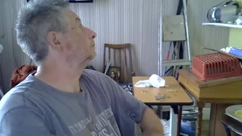 Snapshot of projectorepson chatting on June 17, 2026, 5:25 pm projectorepson online show from June 17, 2026, 5:25 pm