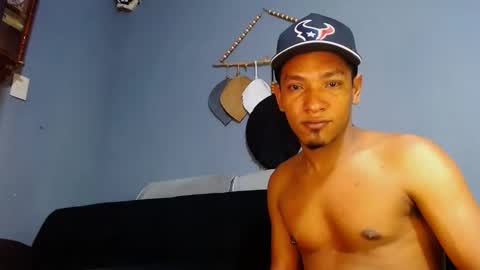Snapshot of prometo23cm chatting on February 4, 2025, 11:49 am Grande y Gruesa online show from February 4, 2025, 11:49 am