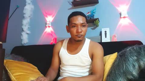 Snapshot of prometo23cm chatting on August 4, 2026, 8:28 am Grande y Gruesa online show from August 4, 2026, 8:28 am