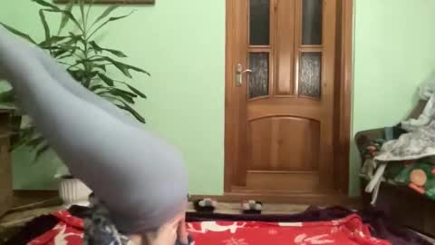 proud sweet 21 online show from February 18, 2026, 11:33 pm