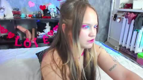 Masha online show from December 1, 2025, 8:36 pm