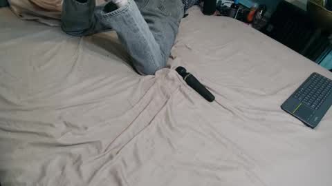 Snapshot of prxscillia_tx chatting on October 23, 2025, 7:12 pm prxscillia_tx online show from October 23, 2025, 7:12 pm